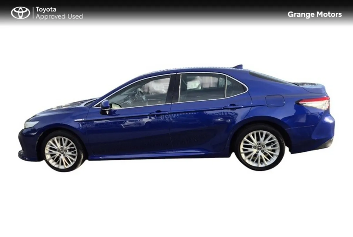 Toyota Camry Saloon, Petrol Hybrid, 2019, Blue