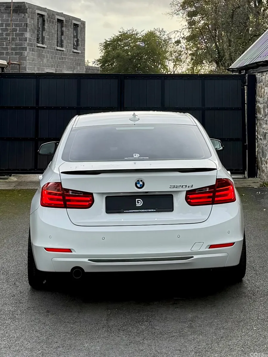 BMW 3-Series Saloon, Diesel, 2013, White