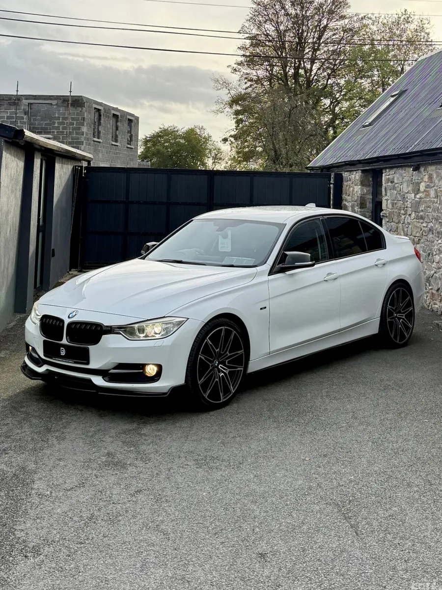 BMW 3-Series Saloon, Diesel, 2013, White
