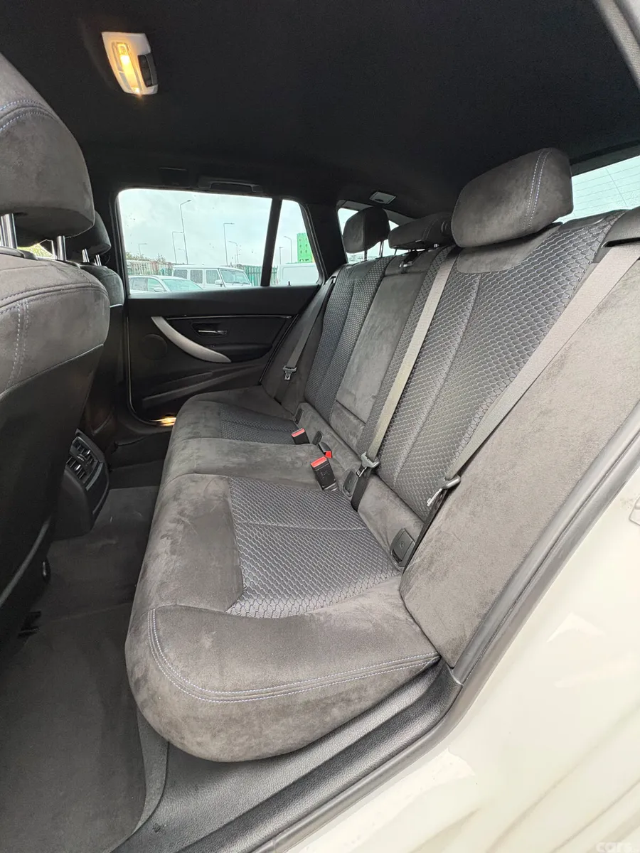 BMW 3-Series Estate, Petrol, 2017, White
