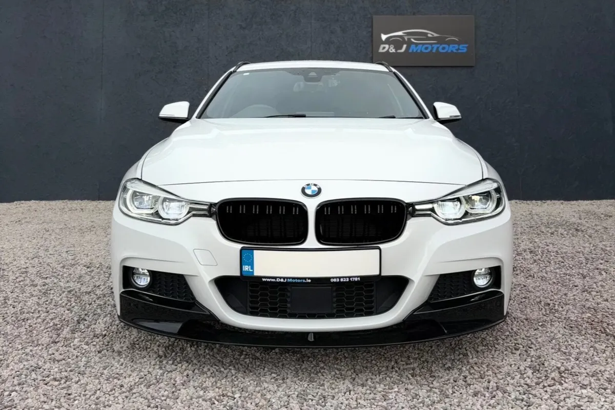 BMW 3-Series Estate, Petrol, 2017, White