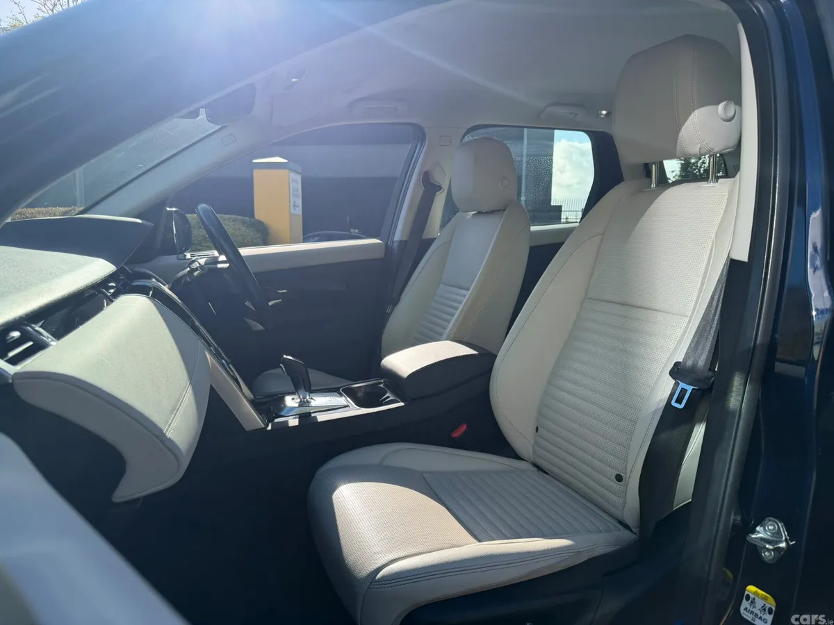 Land Rover Discovery Sport SUV, Petrol Plug-in Hybrid, 2021, Blue