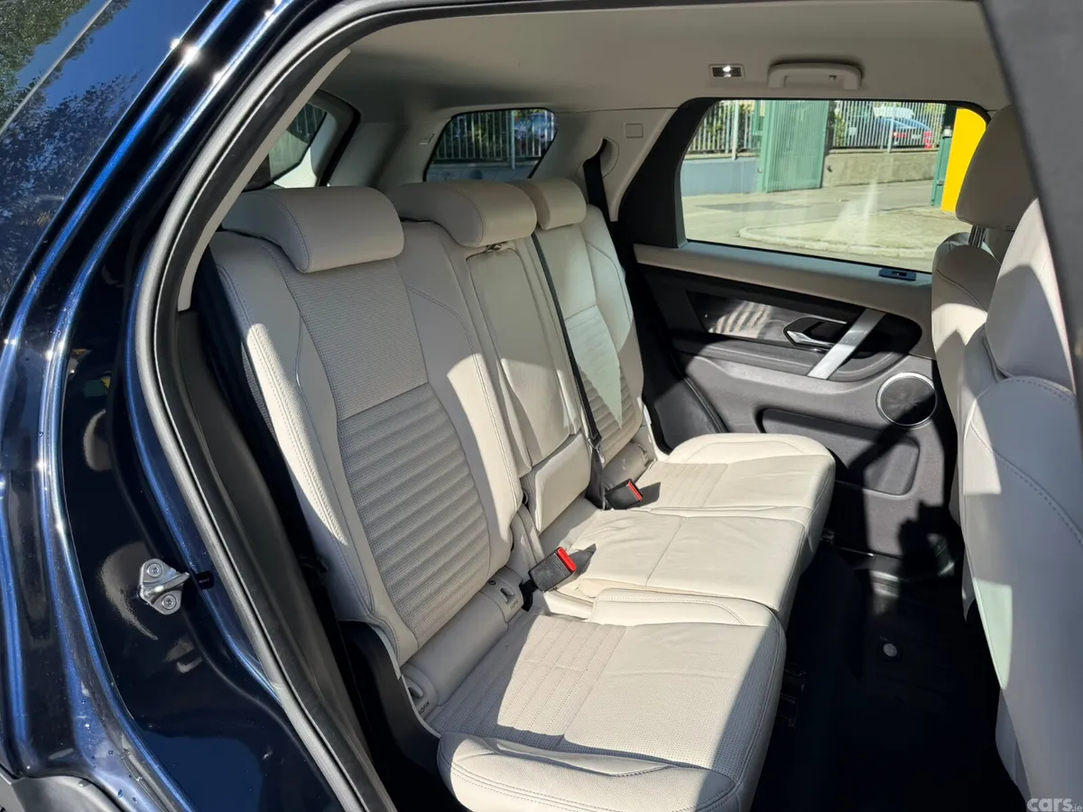 Land Rover Discovery Sport SUV, Petrol Plug-in Hybrid, 2021, Blue