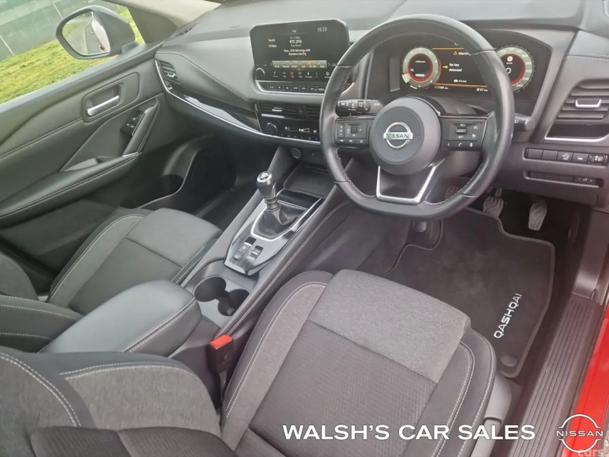 Nissan Qashqai SUV, Petrol, 2022, Red