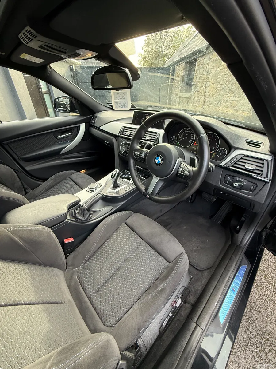BMW 3-Series Saloon, Diesel, 2015, Black
