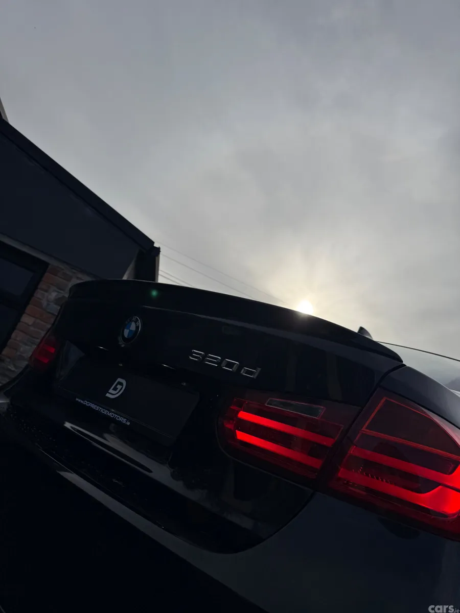 BMW 3-Series Saloon, Diesel, 2015, Black
