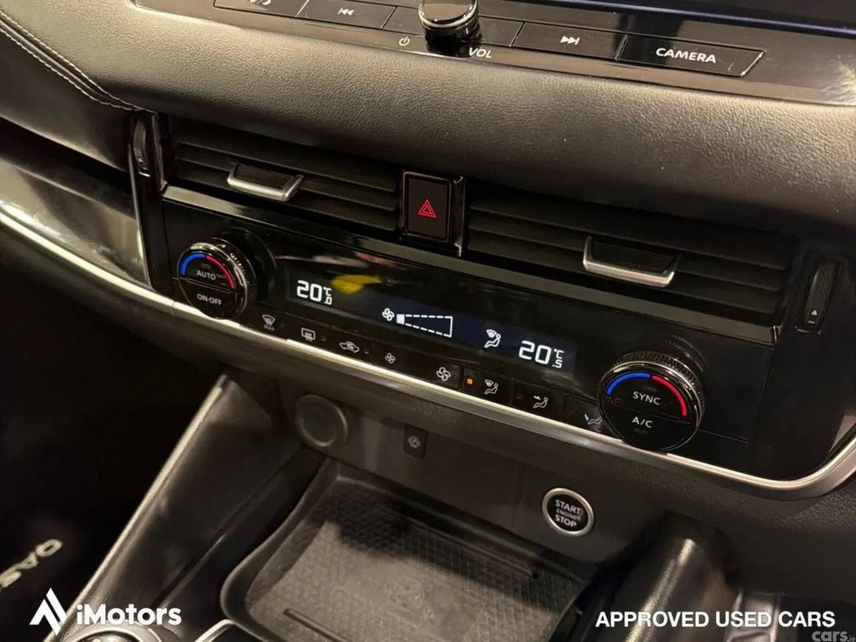 Nissan Qashqai SUV, Petrol, 2024, Red