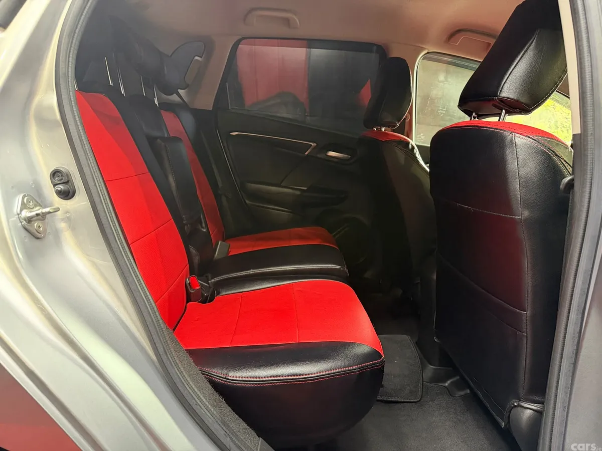 Honda Fit Hatchback, Petrol Hybrid, 2016, Silver