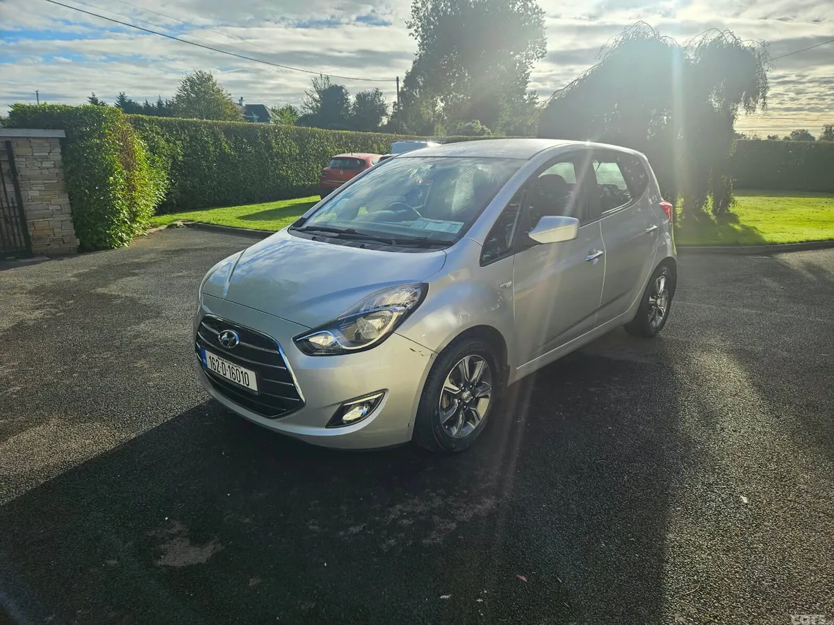 Hyundai ix20 MPV, Petrol, 2016, Silver