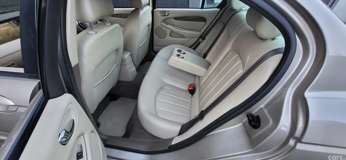 Jaguar X-Type Saloon, Petrol, 2004, Beige
