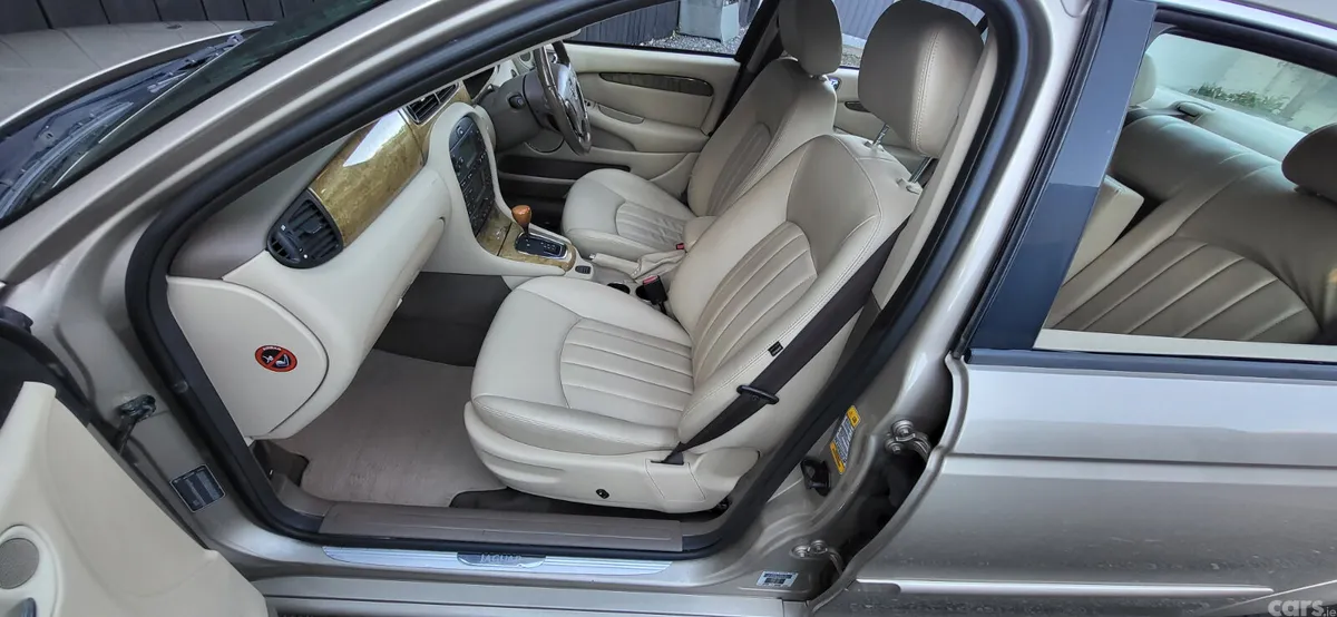 Jaguar X-Type Saloon, Petrol, 2004, Beige