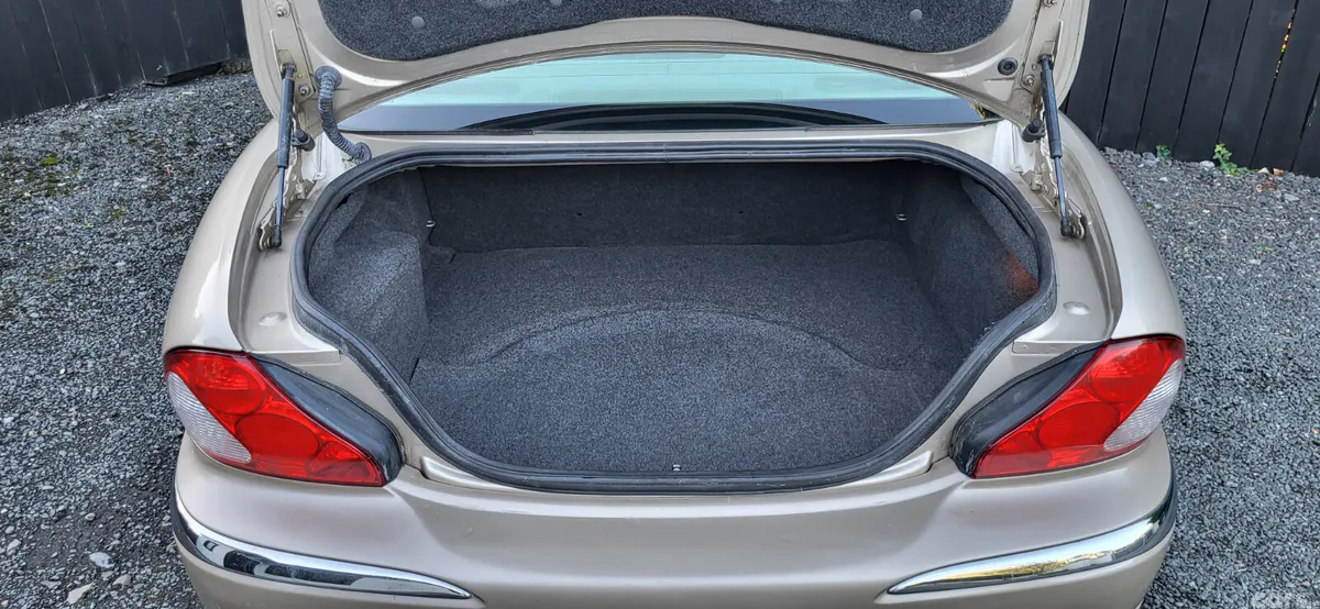 Jaguar X-Type Saloon, Petrol, 2004, Beige