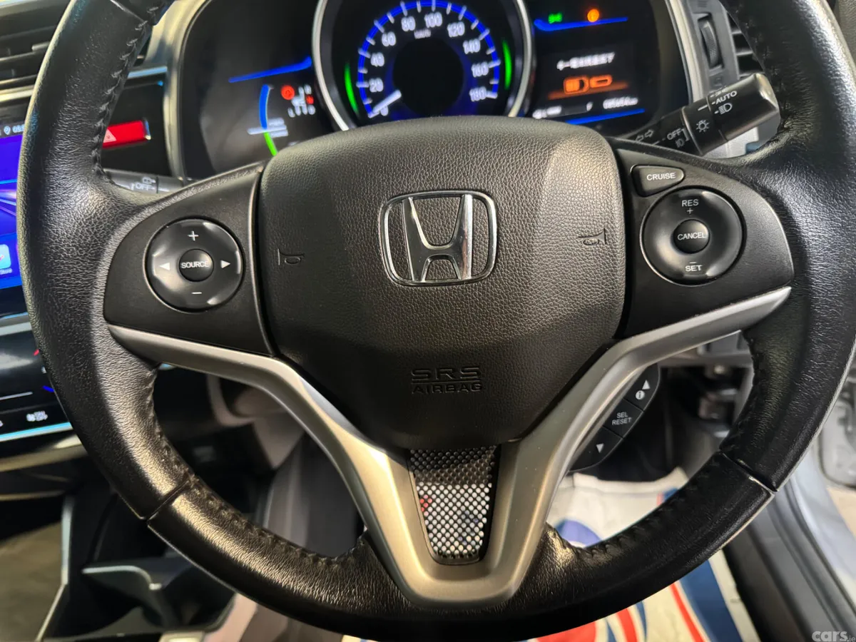 Honda Fit Hatchback, Petrol Hybrid, 2016, Silver