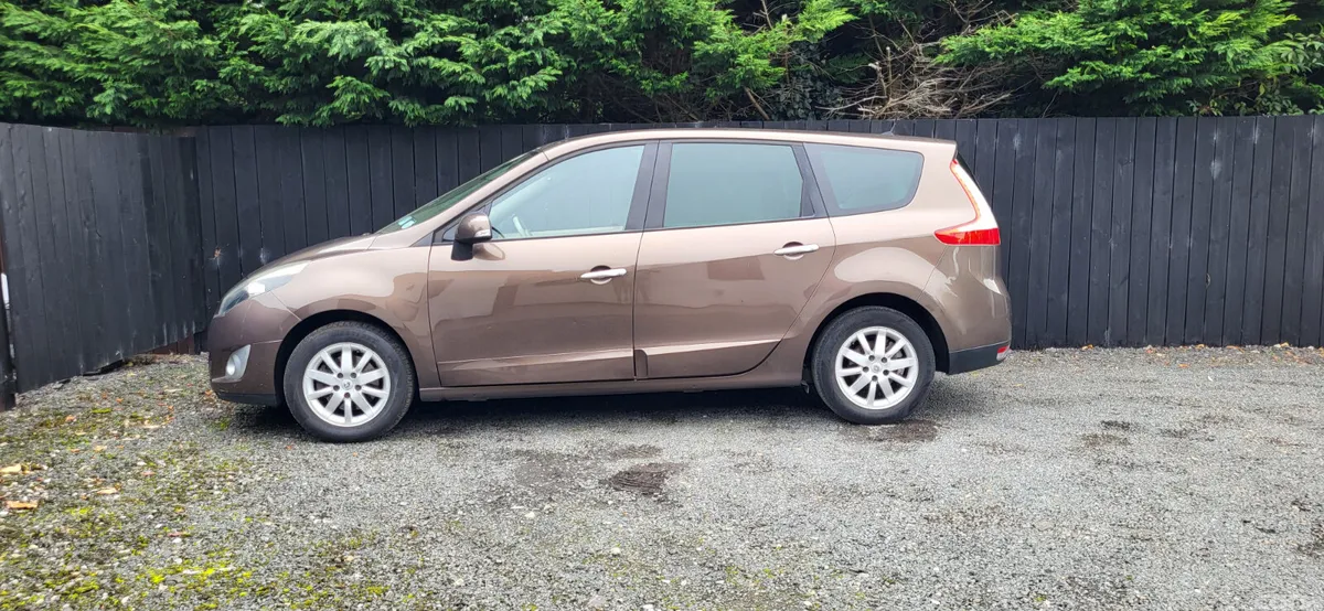 Renault Grand Scenic MPV, Diesel, 2010, Beige