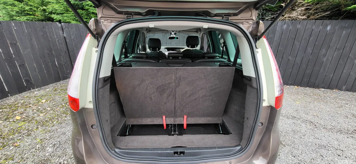Renault Grand Scenic MPV, Diesel, 2010, Beige