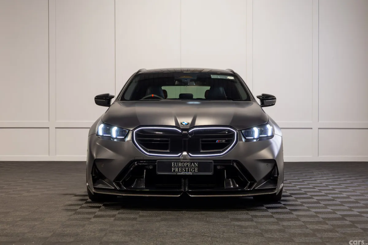 BMW M5 Estate, Petrol Plug-in Hybrid, 2025, Grey