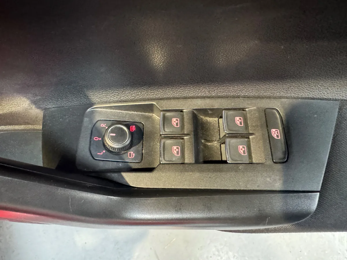 Volkswagen Polo Hatchback, Petrol, 2018, Red