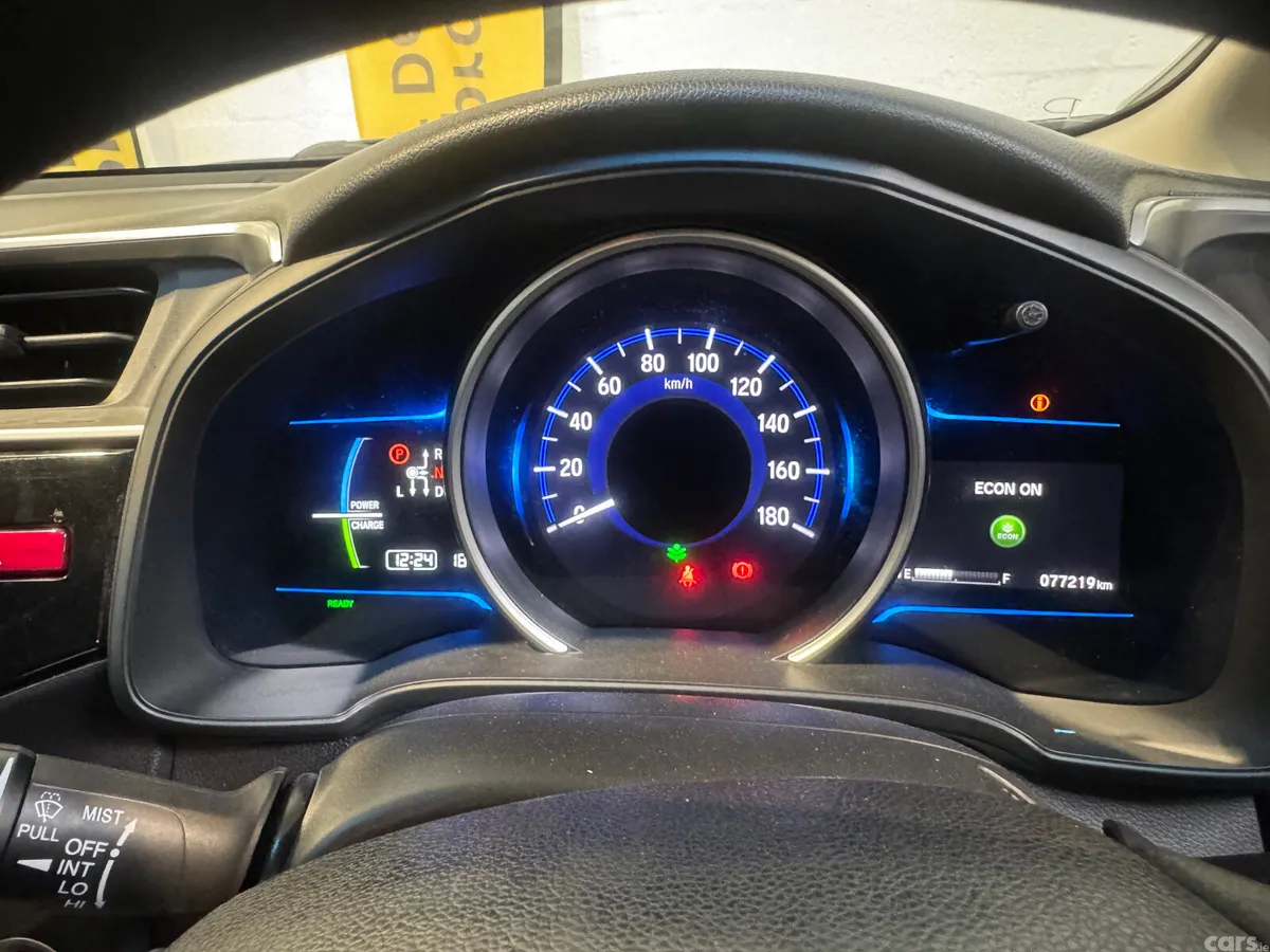 Honda Fit Hatchback, Petrol Hybrid, 2015, Silver
