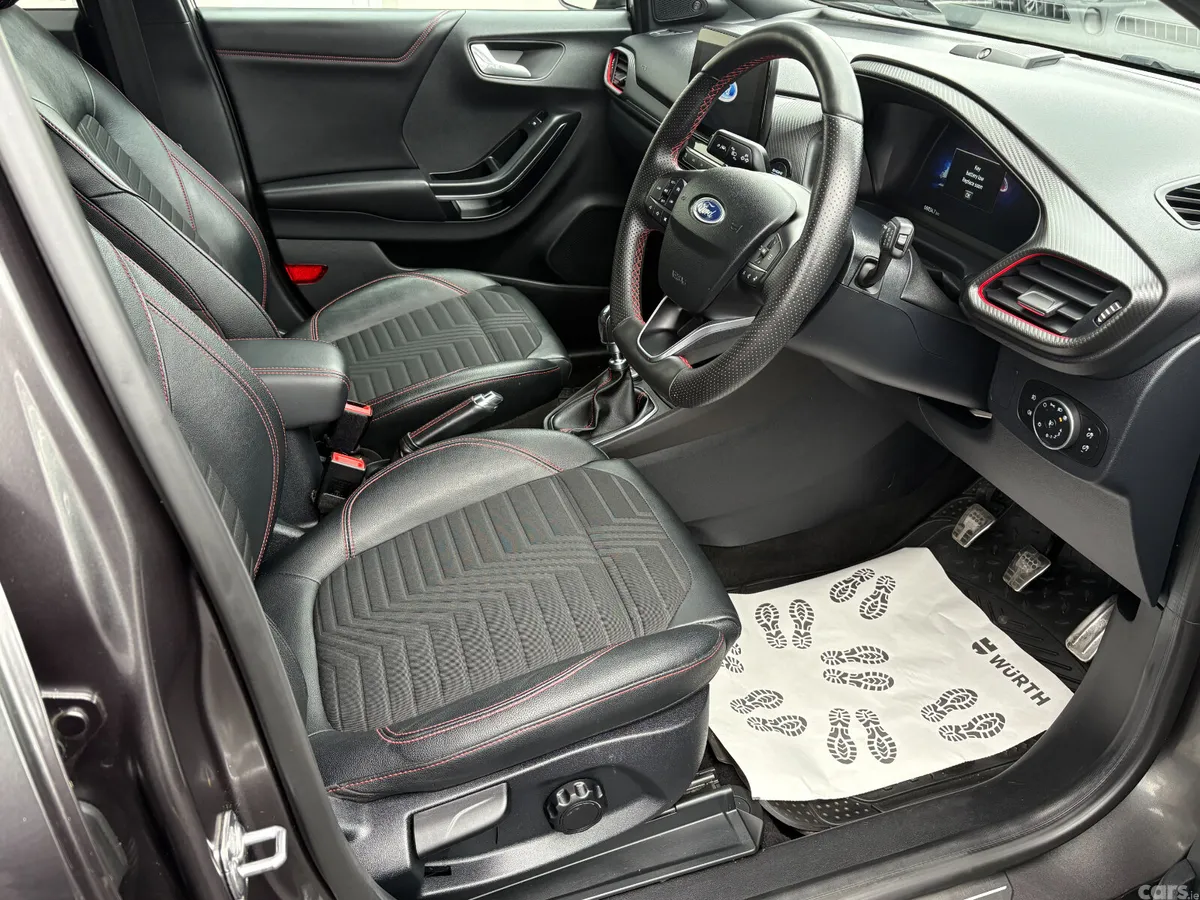 Ford Puma MPV, Petrol Hybrid, 2021, Grey