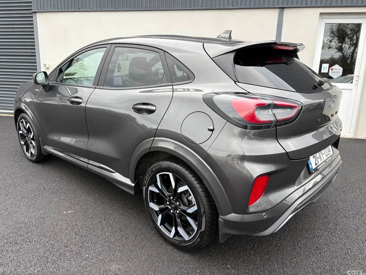 Ford Puma MPV, Petrol Hybrid, 2021, Grey