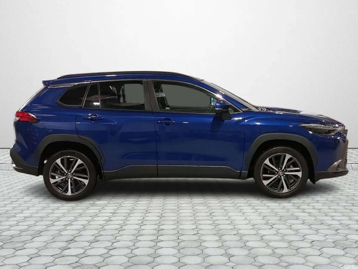 Toyota Corolla Cross SUV, Petrol Hybrid, 2022, Blue