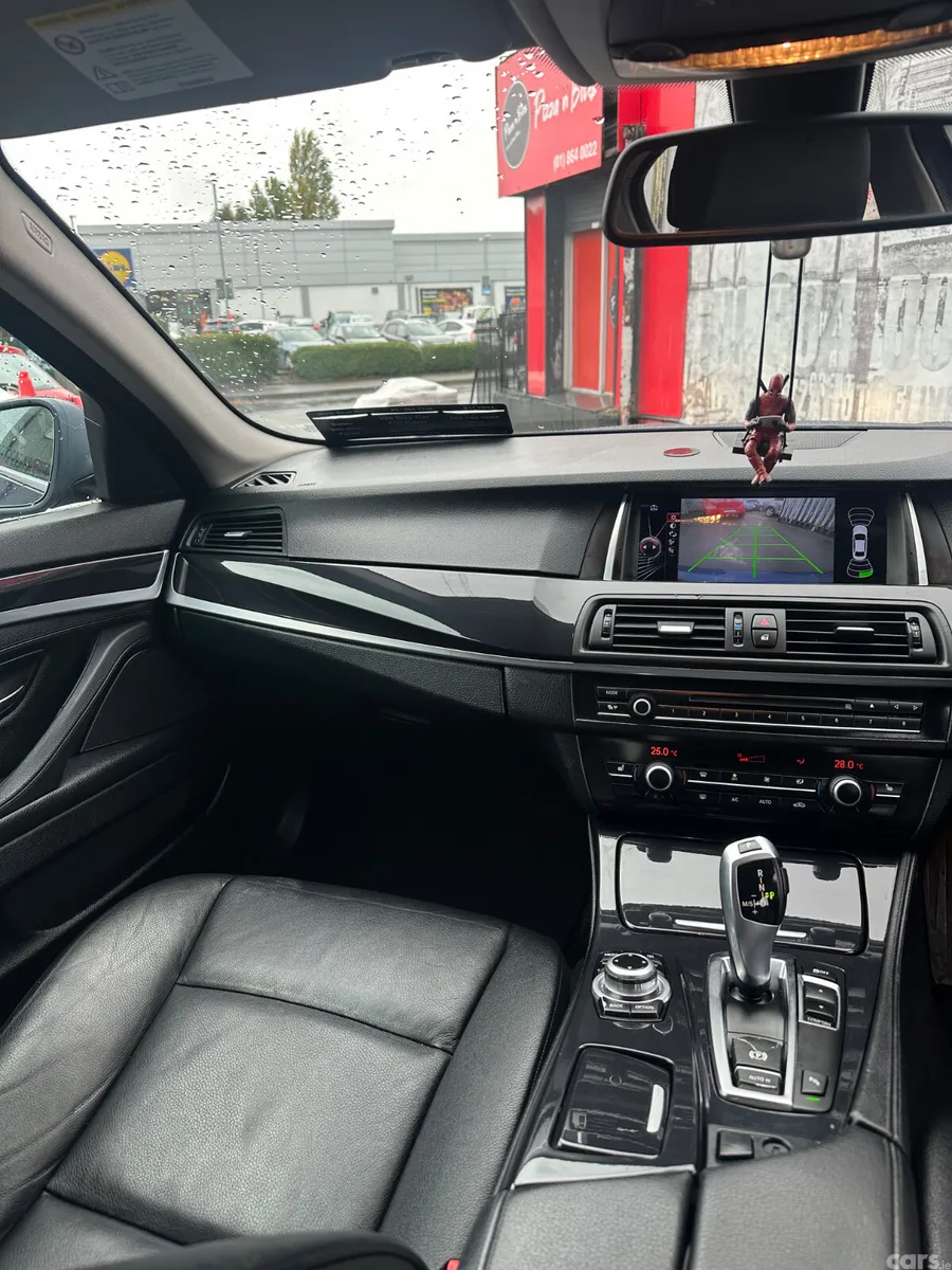BMW 5-Series Saloon, Diesel, 2013, Blue