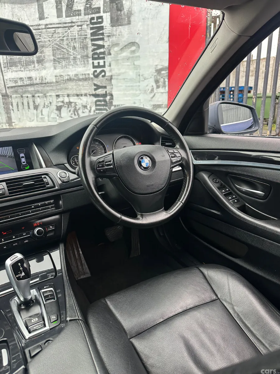 BMW 5-Series Saloon, Diesel, 2013, Blue