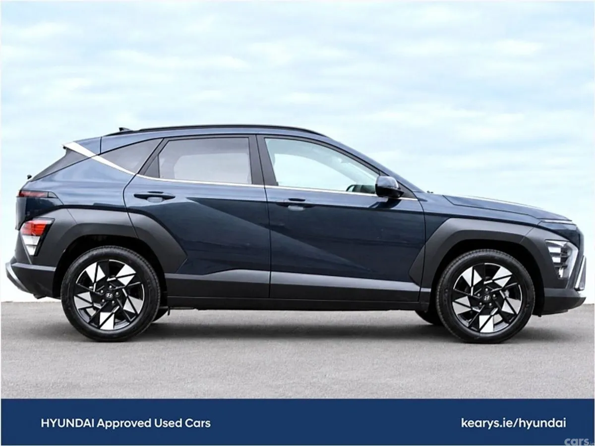 Hyundai KONA SUV, Petrol Hybrid, 2023, Blue