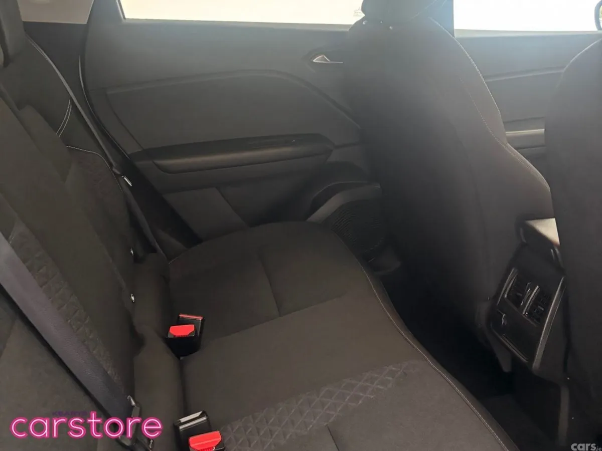 Renault Captur Hatchback, Petrol, 2024, Grey