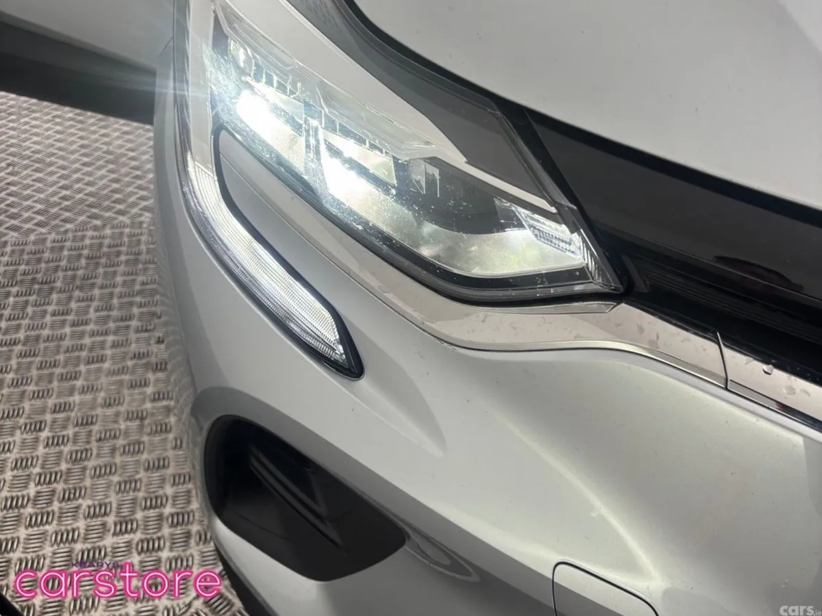 Renault Captur Hatchback, Petrol, 2024, Grey