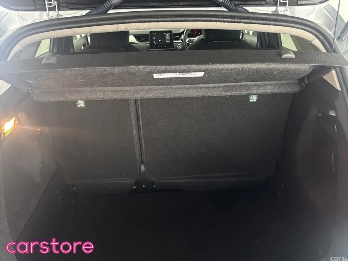 Renault Captur Hatchback, Petrol, 2024, Grey