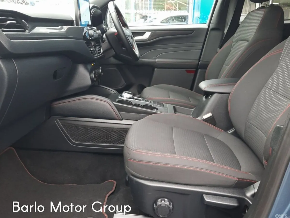 Ford Kuga SUV, Petrol Plug-in Hybrid, 2024, Blue