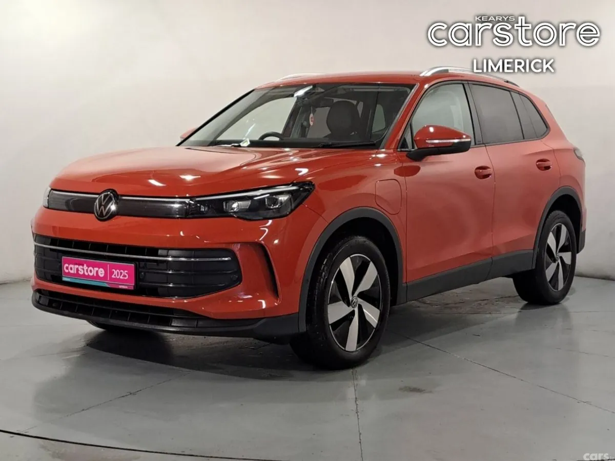Volkswagen Tiguan SUV, Petrol Hybrid, 2025, Red