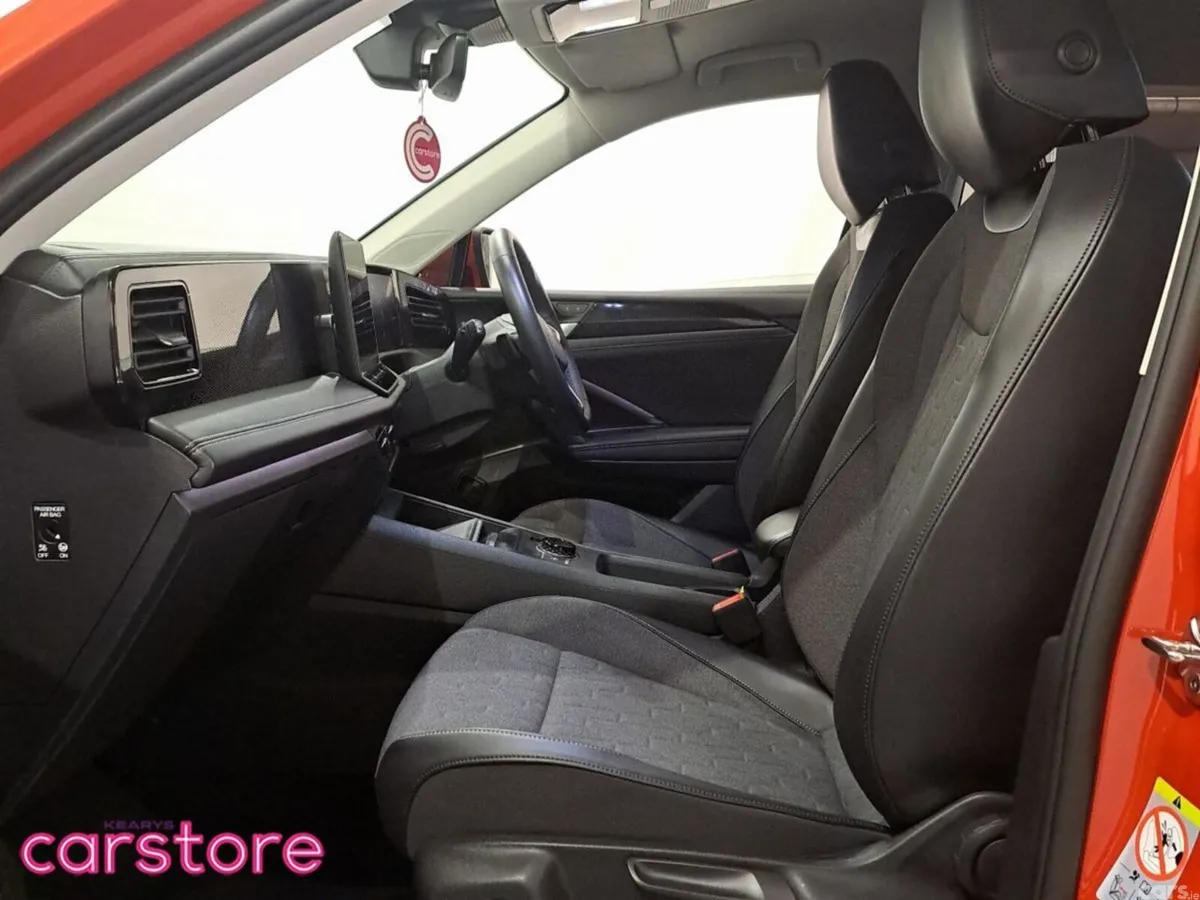 Volkswagen Tiguan SUV, Petrol Hybrid, 2025, Red
