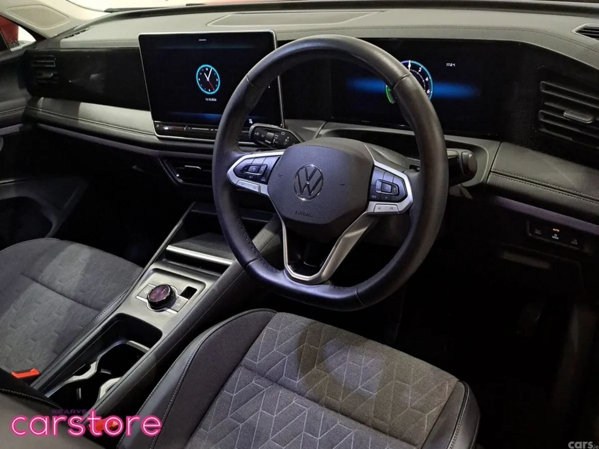 Volkswagen Tiguan SUV, Petrol Hybrid, 2025, Red