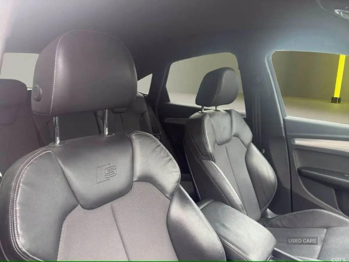 Audi Q5 SUV, Diesel Hybrid, 2022, Grey