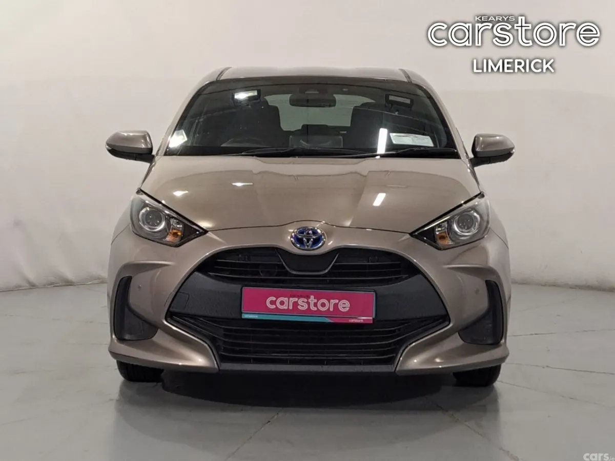 Toyota Yaris Hatchback, Petrol Hybrid, 2021, Grey