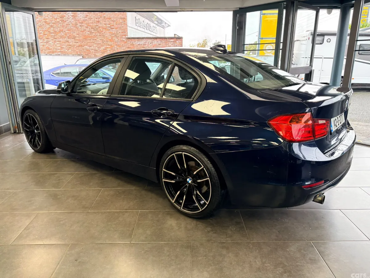 BMW 3-Series Saloon, Diesel, 2014, Blue