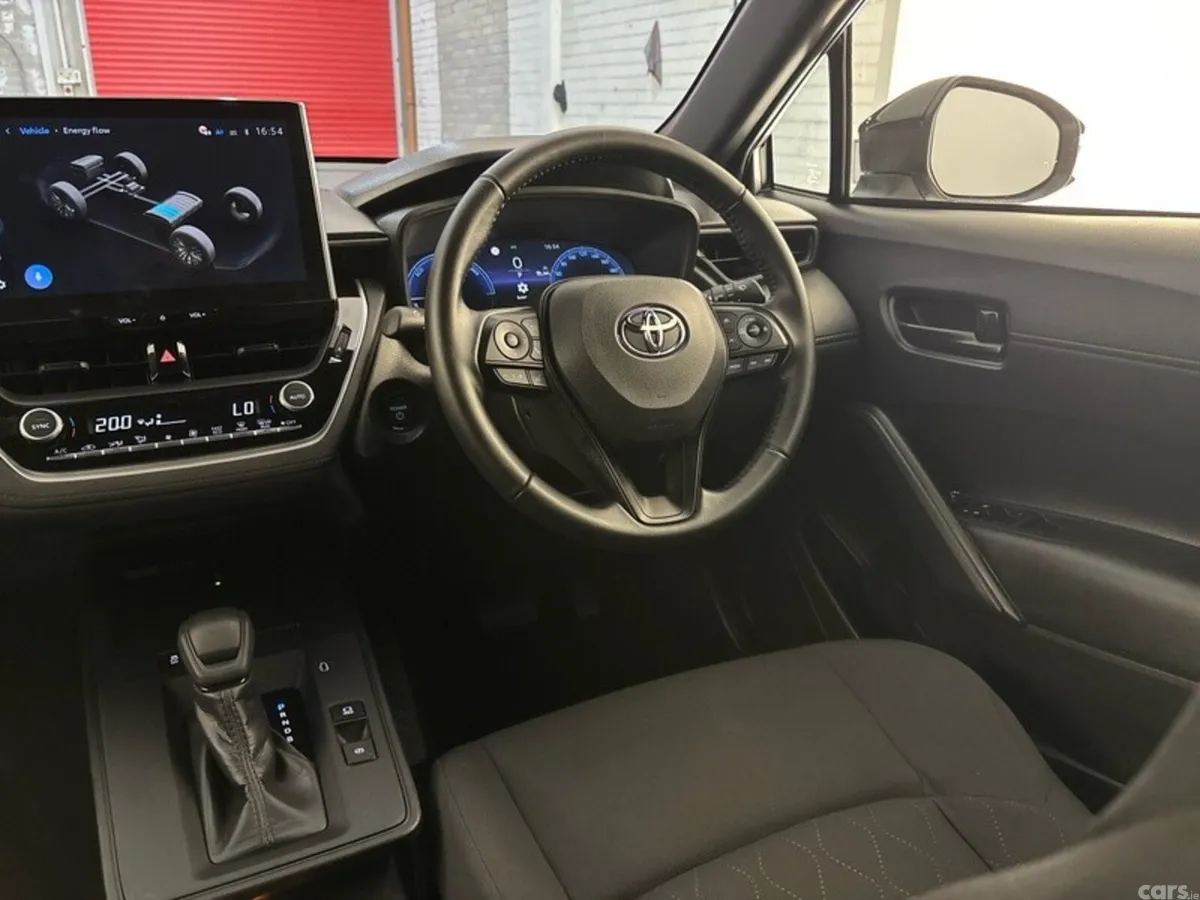 Toyota Corolla Cross SUV, 2027, Silver