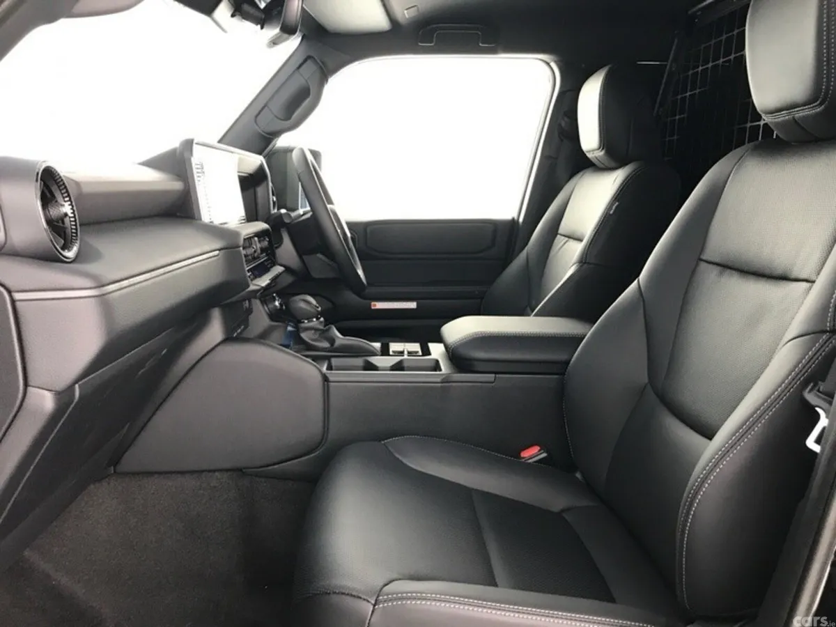 Toyota Land Cruiser SUV, 2027, Black