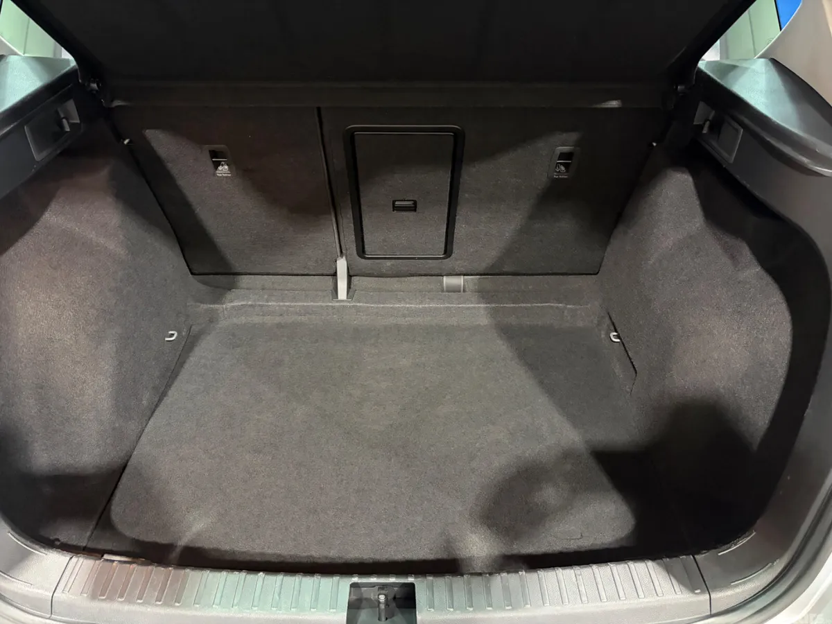 SEAT Ateca SUV, Diesel, 2025, Grey