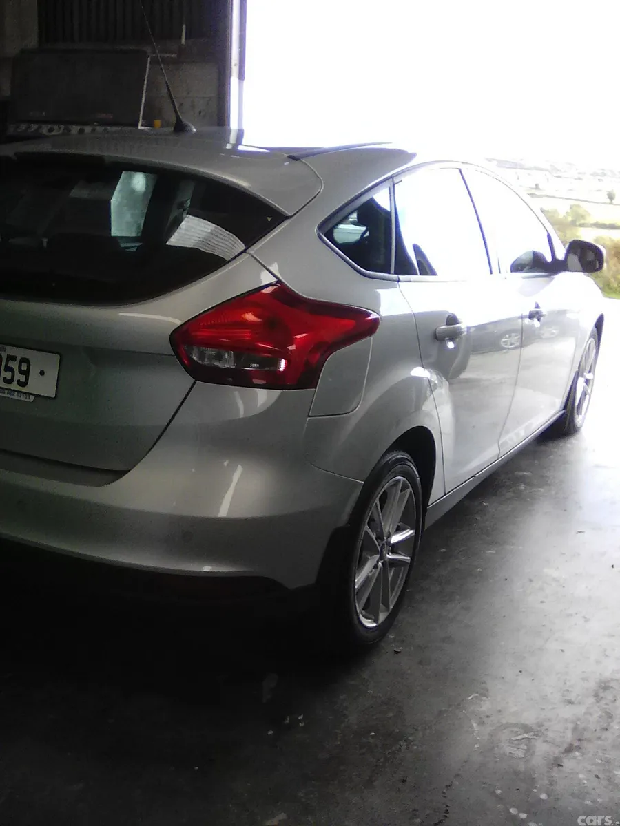 Ford Focus Hatchback, Diesel, 2015, Silver