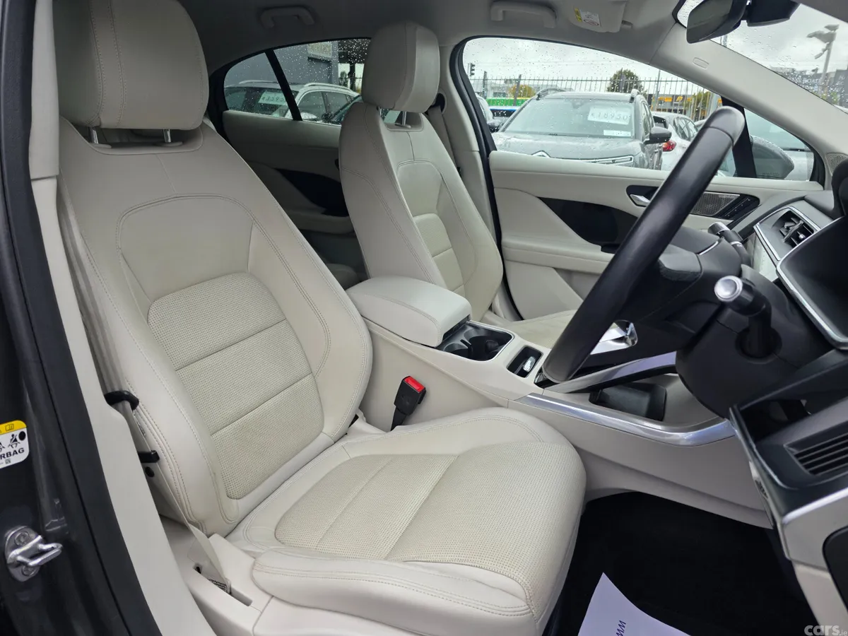 Jaguar I-Pace Hatchback, Electric, 2019, Grey