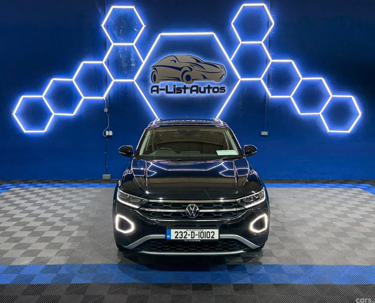 Volkswagen T-Roc SUV, Diesel, 2023, Black