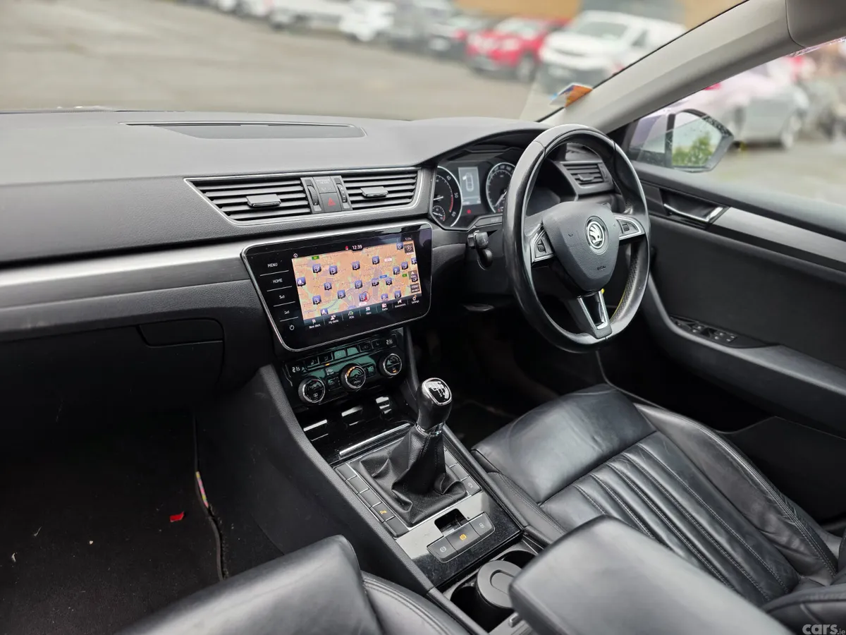 Skoda Superb Saloon, Diesel, 2018, Grey