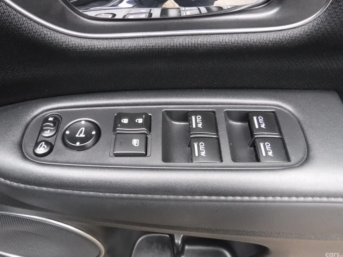 Honda Vezel SUV, Petrol Hybrid, 2018, Blue