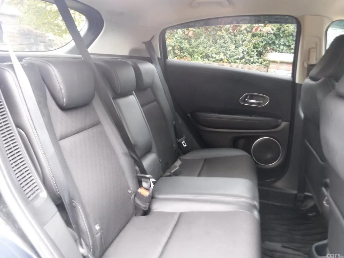 Honda Vezel SUV, Petrol Hybrid, 2018, Blue