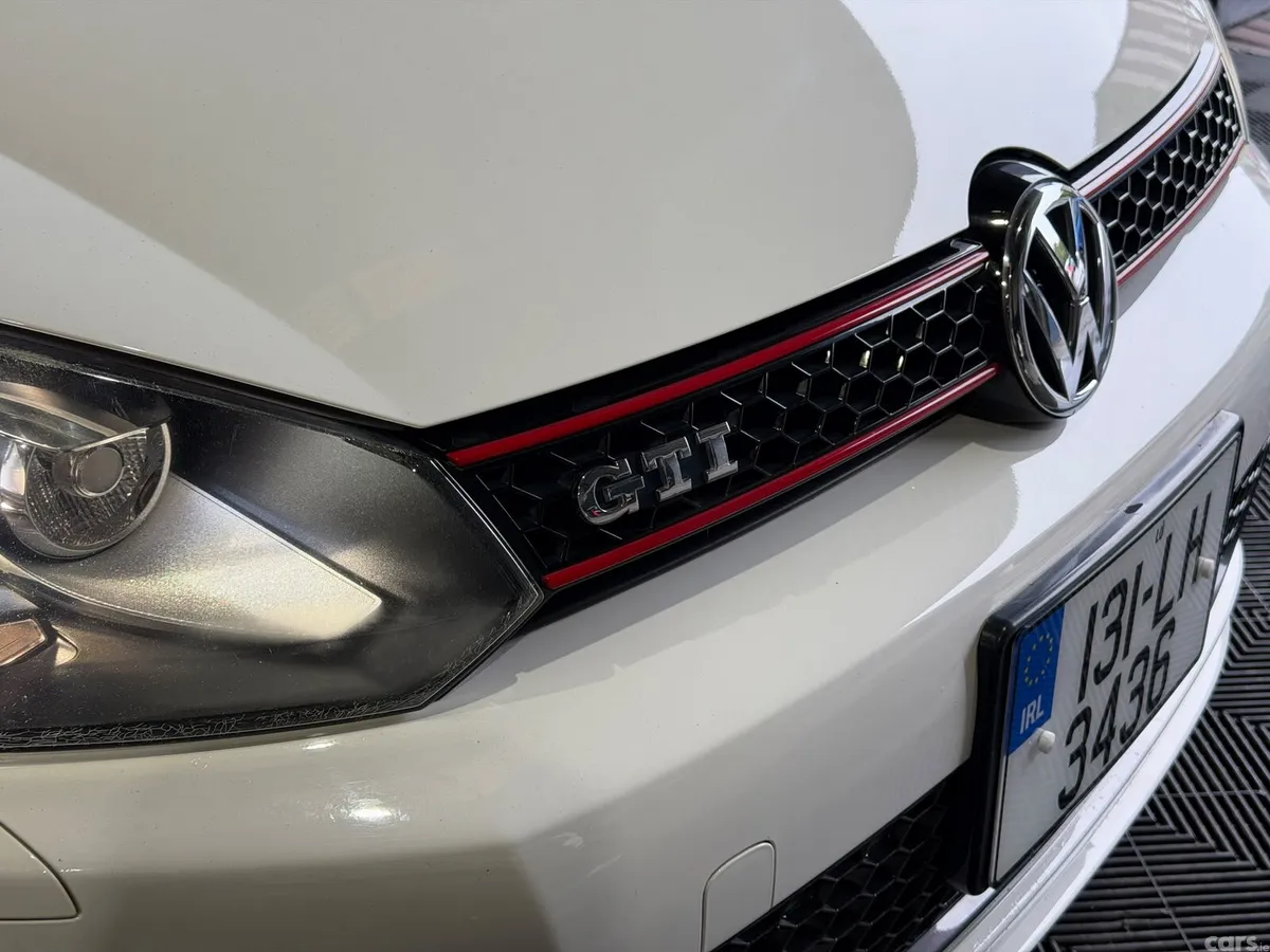 Volkswagen Golf Hatchback, Petrol, 2013, White
