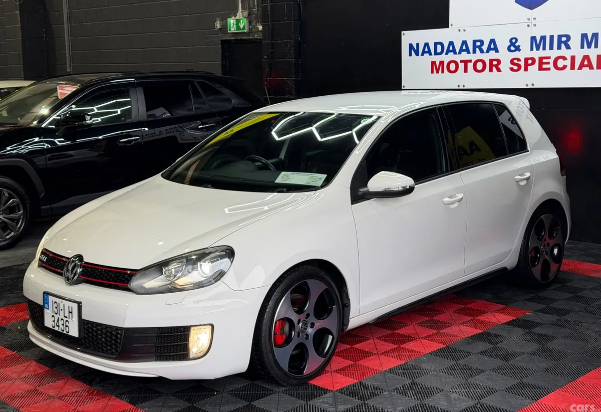 Volkswagen Golf Hatchback, Petrol, 2013, White