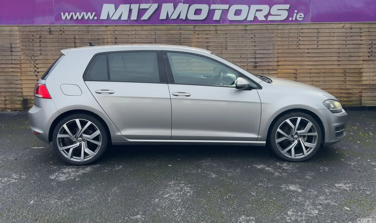Volkswagen Golf Hatchback, Petrol, 2017, Grey